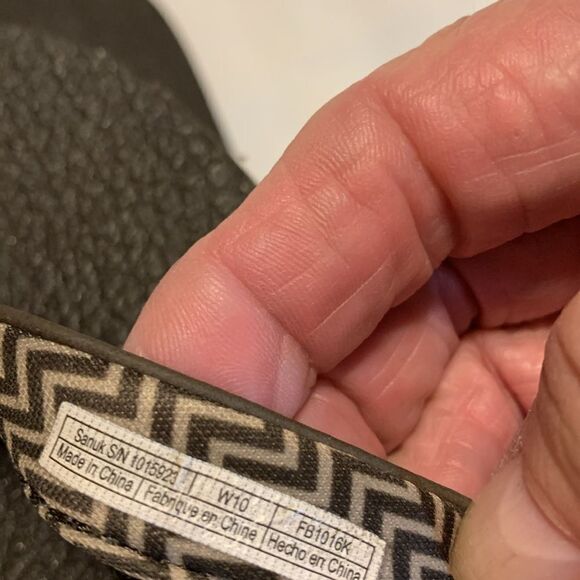 Sanuk Size 10 flip-flop sandals memory foam soles - Picture 9 of 9